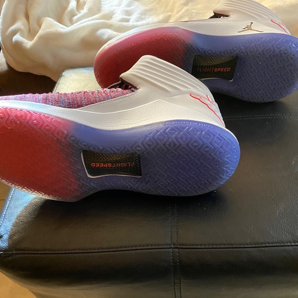 Air jordans main image 7